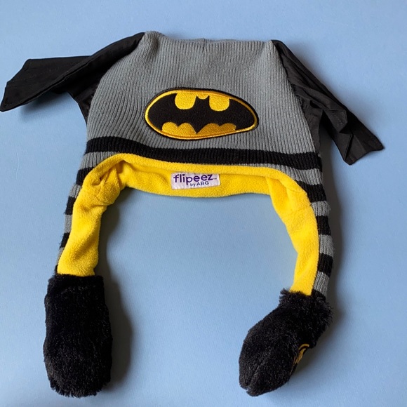 Flipeez Batman Beanie W Flapping Ears 